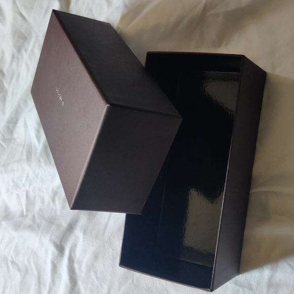 Tom Ford empty box - Picture 2 of 2
